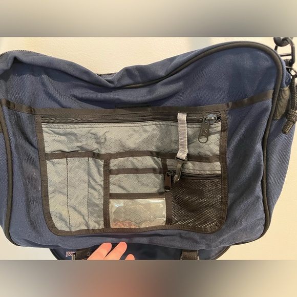 Jansport University of PITT messenger bag - Picture 2 of 3